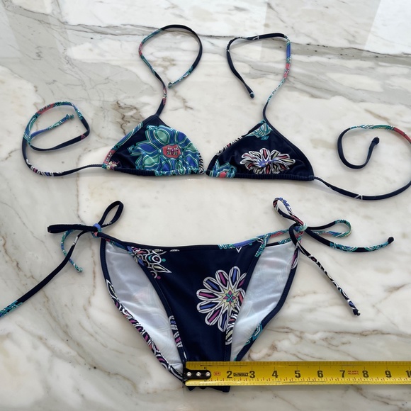 EMILIO PUCCI BLUE MULTI FLORAL BIKINI SIZE SIZE 42 / US 8 - Picture 11 of 16